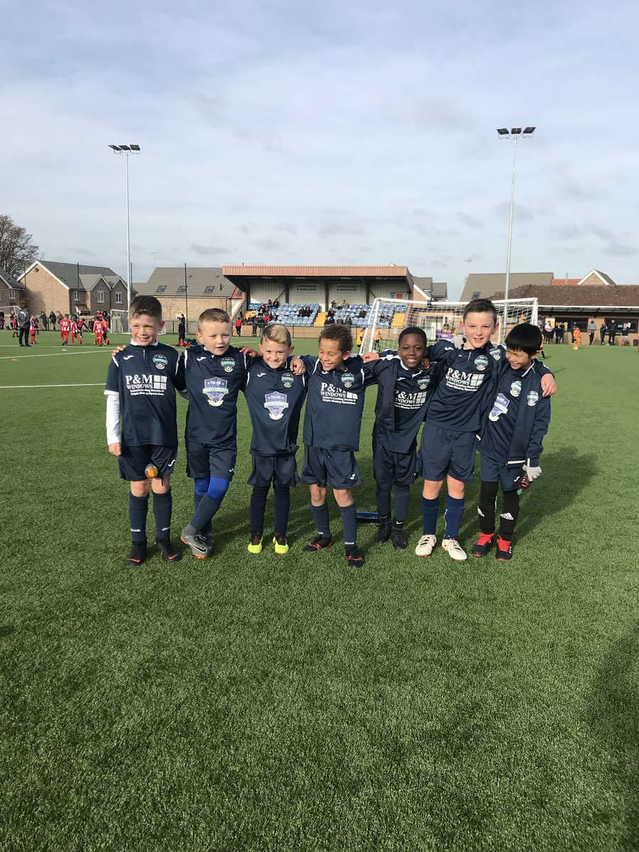 Class morning <a href="/CambridgeUtdFC/">Cambridge United FC</a> thanks to @CUCoachMattC for having us and letting us play a morning of football.