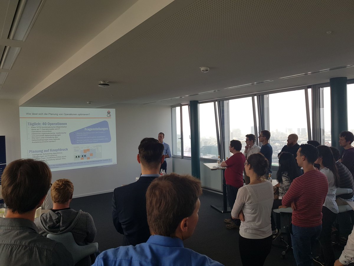dfine_hackathon's tweet image. Vorstellung der Daten zu den Themen Mobility, Healthcare, Machine Learning und Text Analytics
#DataScience #hackathon #dfine #Mobility #healthcare #MachineLearning #NLP