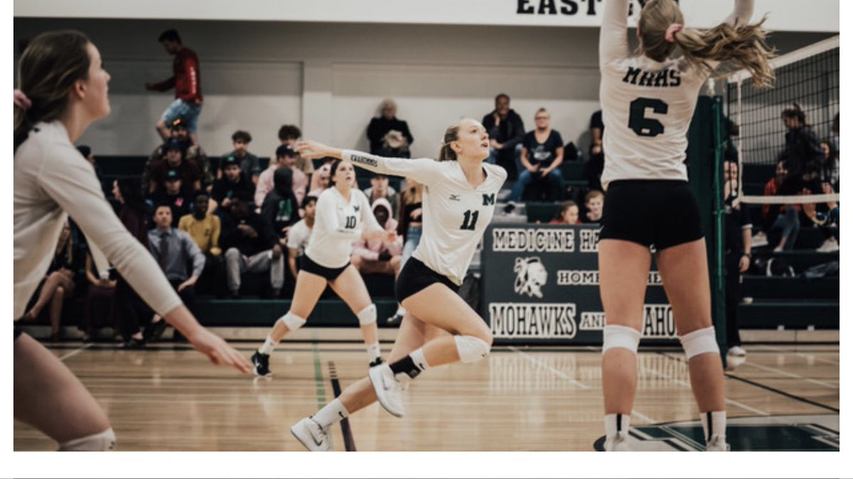 GirlsVBMHHS's tweet photo. Senior Night vs CHHS tonight. Short program to recognize our seniors following JV game - around 6:45pm. Don’t be late! https://t.co/wdiDIorZJu