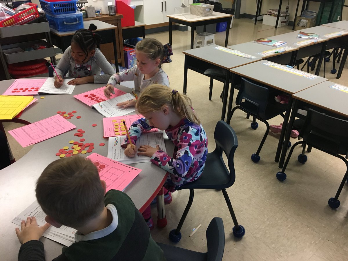 mrsnicholas9's tweet image. Working on math rounds today! @RoncalliSchool #mathwiththeteachwr #mathbymyself #mathwithsomeone #mathwithtechnology