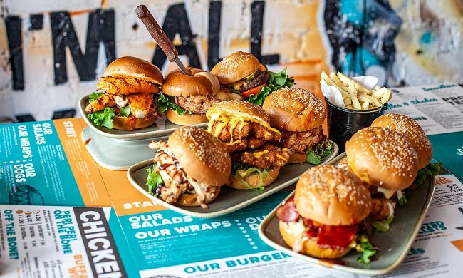We've put together a list of the best places in Liverpool for the ultimate #CheatDay eats! 🍕🍔🍟thedailystruggle.co.uk/liverpool-chea… #Foodie #FitnessGoals <a href="/dailystruggleuk/">The Daily Struggle</a>