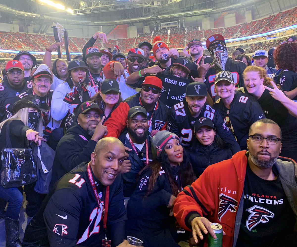 MARIOGA12000's tweet photo. Monday Night Football #mercedesbenzstadium #week7 #falconnation #weareallfalcons #weROSE @AtlantaFalcons @929TheGame @MBStadium @krodfox5 @atlcast https://t.co/rT7lANZpXF