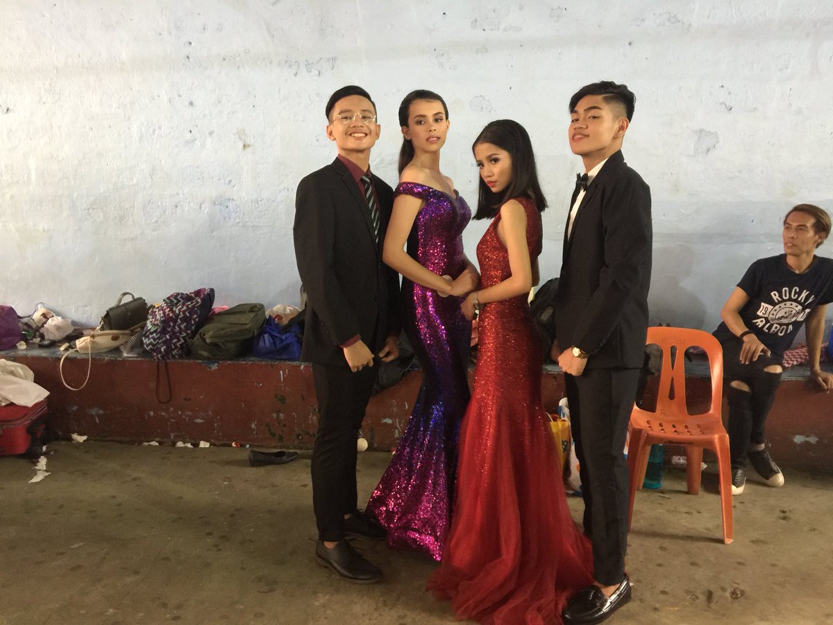 iameearic's tweet photo. well done. you made it. you gave your best. you did it. you succeeded. 🤩
good job gr9 @marielbaltazarr, Justin, Francine and James. 

#Day2 #Intrams2018 https://t.co/fWLGuJQc5z