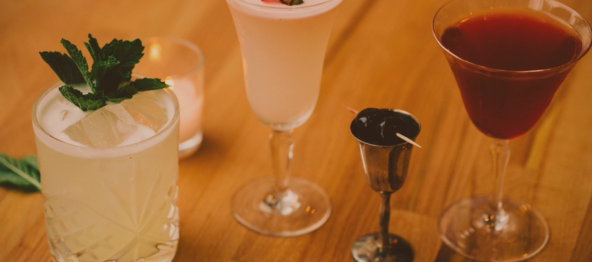 Before kicking off #Halloween celebrations this weekend, be sure to grab dinner and drinks in #Quincy Center! Park for #free after 5:00pm at the Ross or Quincy District Court lots and enjoy specialty craft cocktails and an array of rustic American tavern food at <a href="/townshendquincy/">The Townshend</a>.