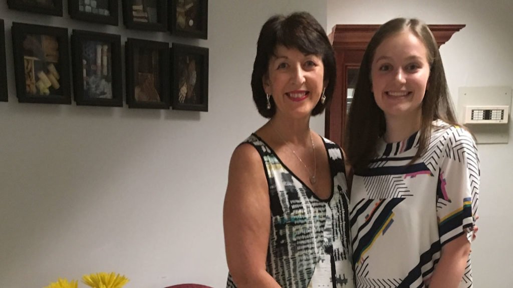 SchulichLeaders's tweet photo. 2018 @UNB #SchulichLeader Anna Postill was featured in @LeasideLife. Read the article here: https://t.co/yyFNFjwp7Y #2018SLSquad #LeadersGonnaLead https://t.co/OrE9EJaH2s