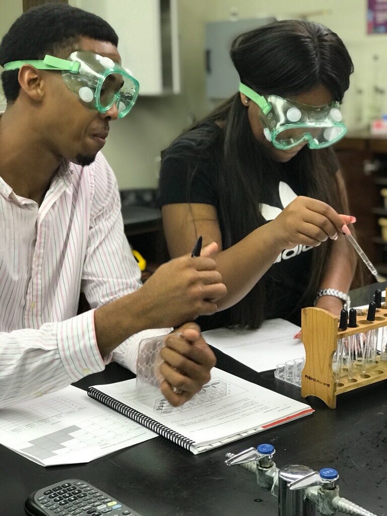 CA_Admissions's tweet photo. Coastal Alabama Community College celebrating #NationalMoleDay and #FutureChemists! https://t.co/6YC4jLo65v