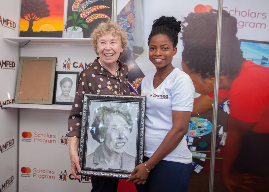 llysa200's tweet photo. ... And finally Happy Bruce, an amazing and talented @MastercardFdn Scholar had the opportunity to make these presentations. She's looked forward to this for quite a while. It was only a dream. Today, she woke up to that dream😍😍@Camfed https://t.co/pujLvpYsYG