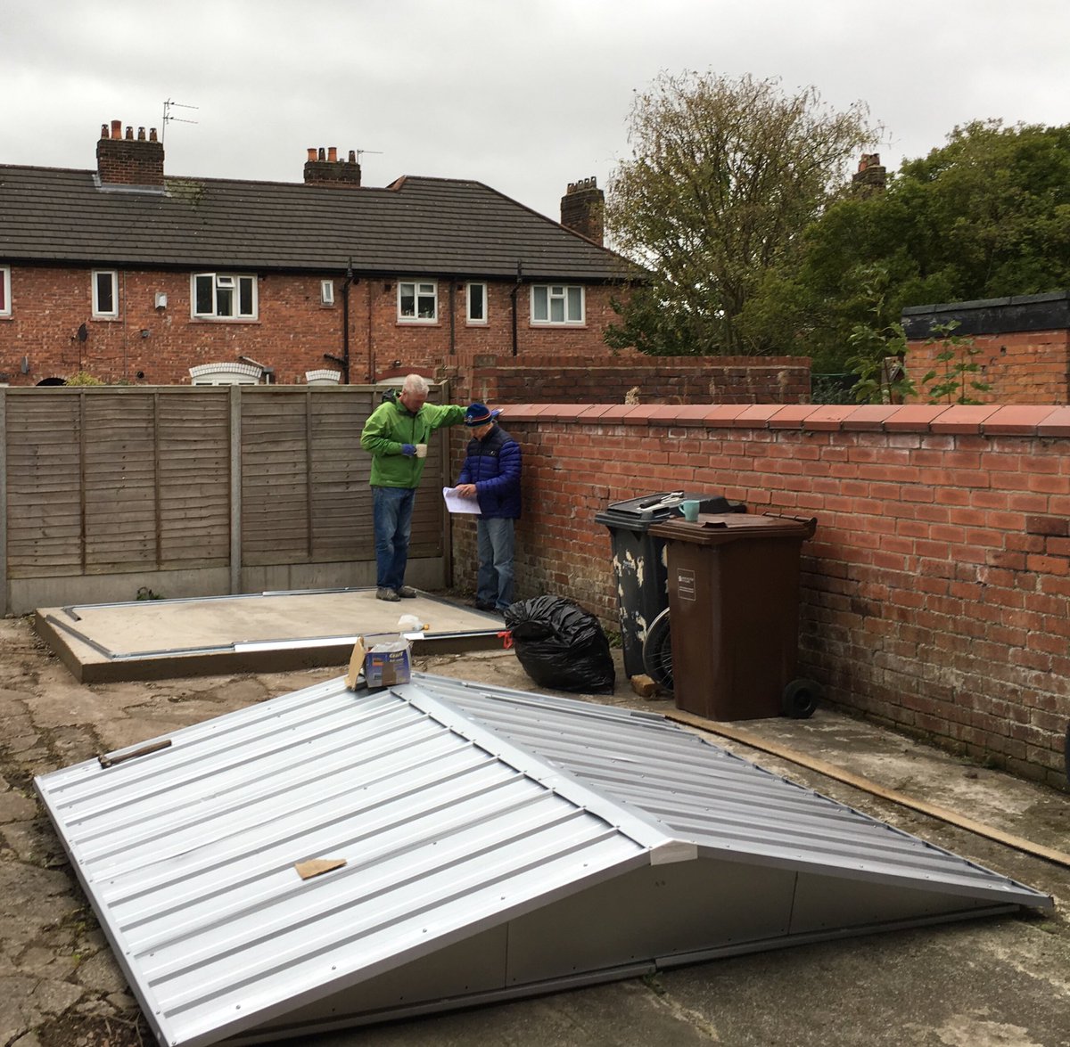 smcrmis's tweet photo. Today at the #shed - Hywel and Rick checking the instructions to work out where to put the shed’s roof. https://t.co/qGAGWWic3U