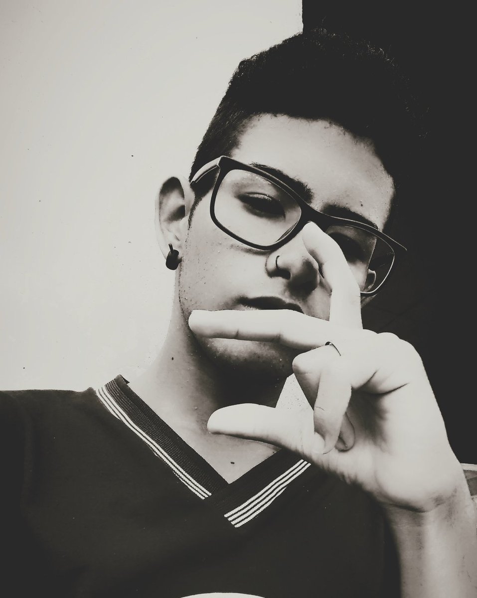 rcfigueira1's tweet photo. Presenca confirmada
Roda cultural dia 09
@BL_mc_BXD
#Trap #rap #alpha #gang
#nunca #duvide #da #clã
#biel https://t.co/1cpTj5ZK5O