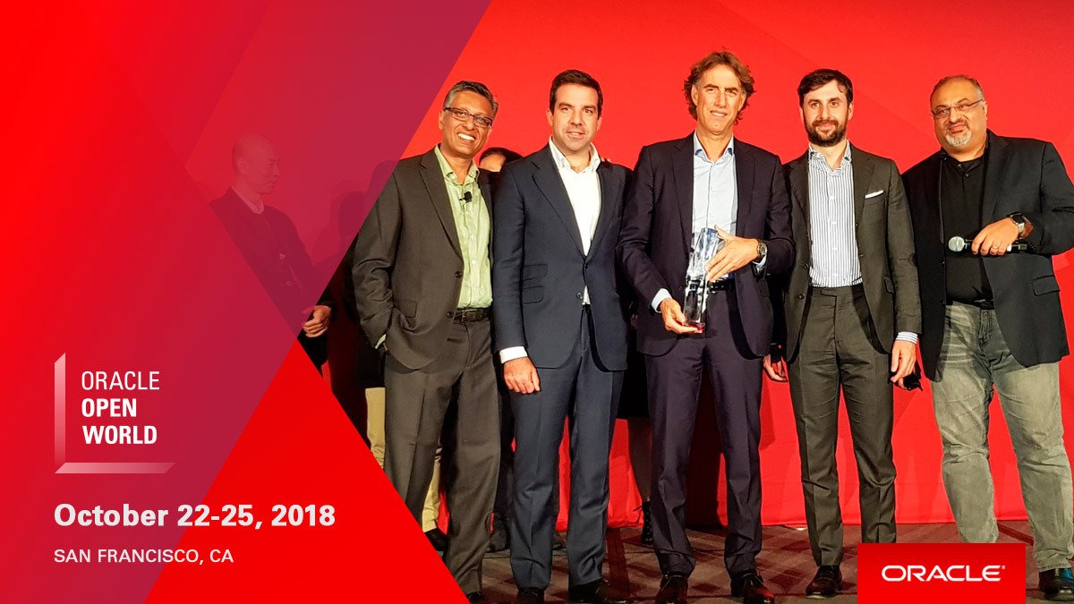 oracle_es's tweet image. .@MutuaMadridOpen ha sido galardonado por su proyecto de innovación basado en #chatbots  🏆
Con #Matchbot se convirtieron en el primer torneo de su nivel en incorporar un asistente virtual dotado de Inteligencia Artificial.
¡Enhorabuena! 

bit.ly/2JbfVYw
#OOW18