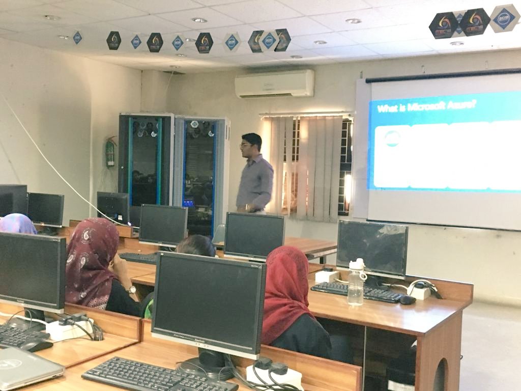DaniyalSalem's tweet photo. Introducing First Time in Pakistan "Microsoft Azure New #AzSeries Certifications" 

@Azure New Certifications based workshop at @NEDUNIVERSITY. Add your skills that you actually need to be "successful"

#azure #certification #training #IaaS #PaaS #SaaS #openenrollment https://t.co/Zj75JRvCUy