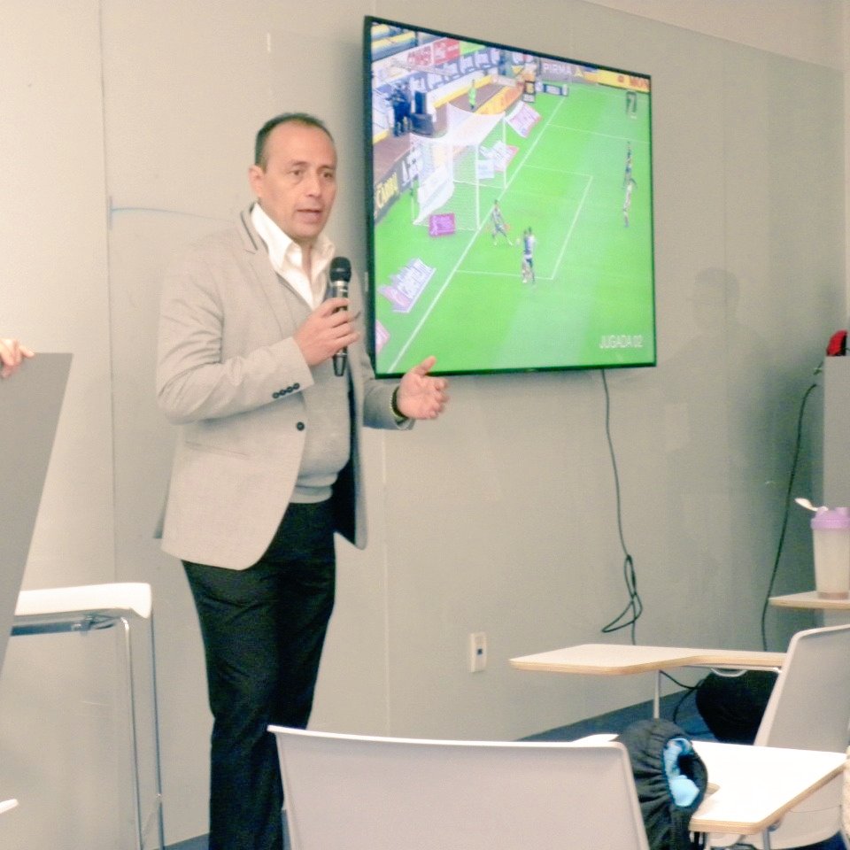 Comisión de Árbitros tweet media