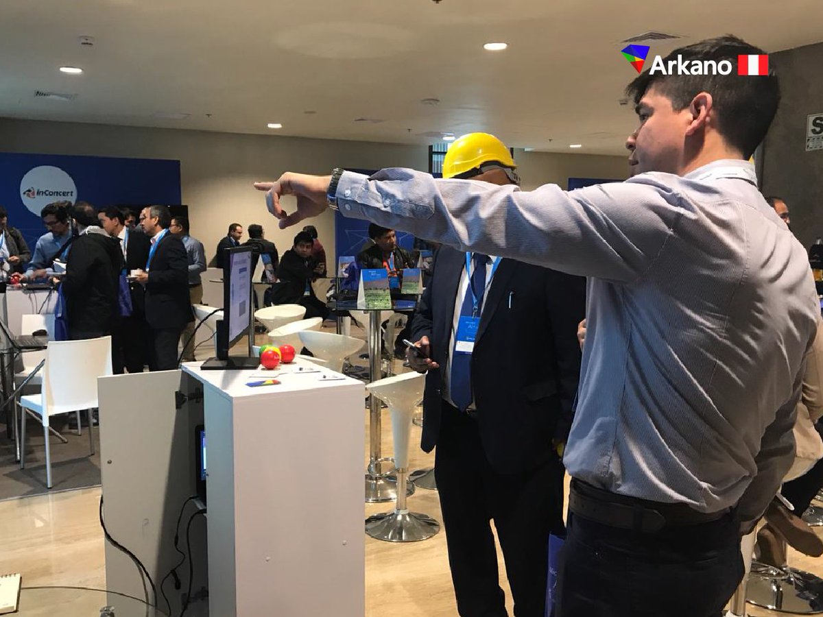 arkanosoftware's tweet photo. Día 2 del #MicrosoftAITour 🇵🇪
Hoy se presentan soluciones técnicas y maneras de implementar los avances en #InteligenciaArtificial para las empresas y negocios. #IoT, Servicios cognitivos y más.
En nuestro stand mientras tanto, estamos con las demos de seguridad laboral 👷♂️👷♀️ https://t.co/KRJUeyN1iH