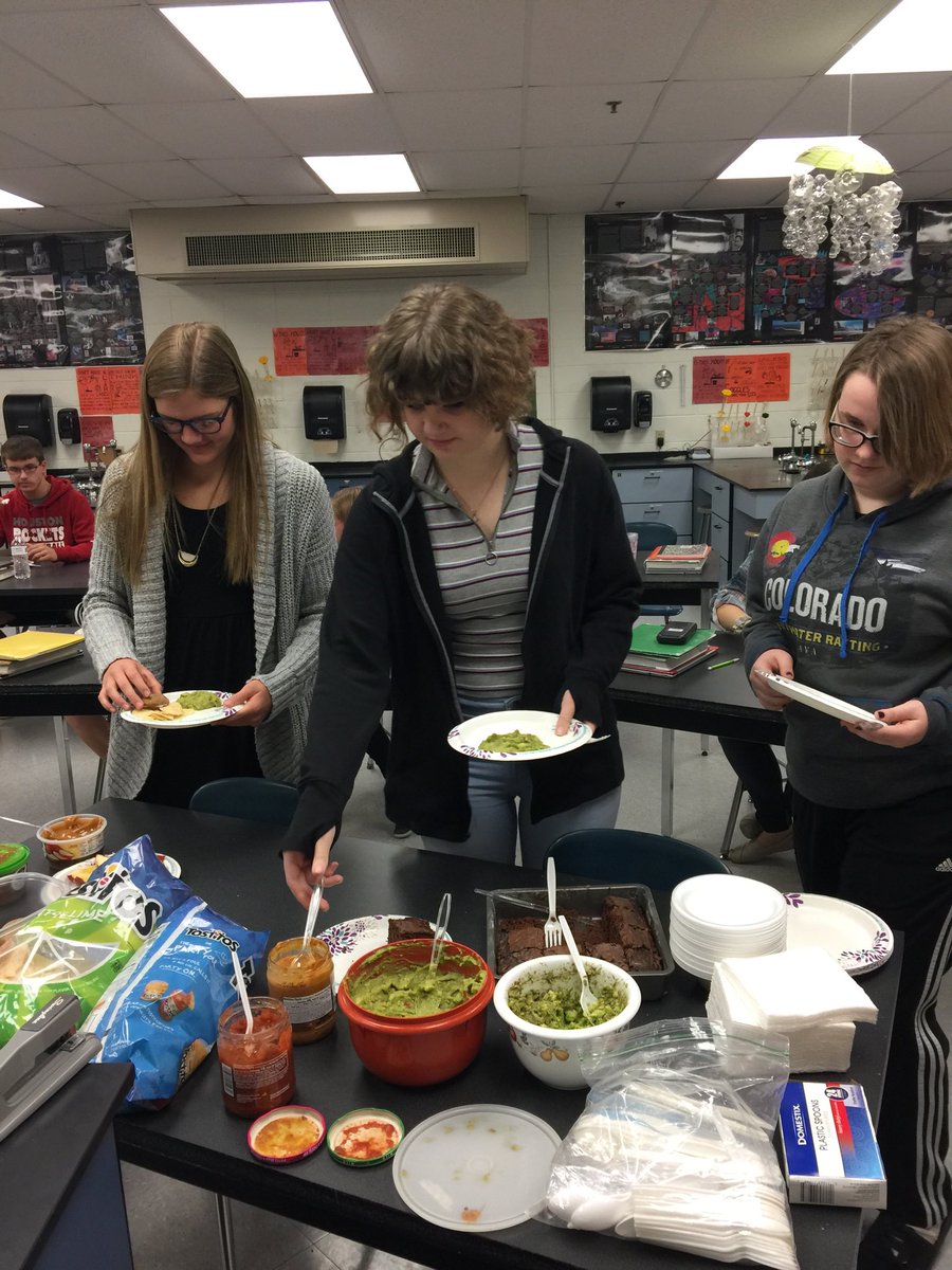 Mole day celebration in chemistry 🎉👍 ⁦<a href="/ccs_longhorns/">Chase County Schools</a>⁩ #chasecopride