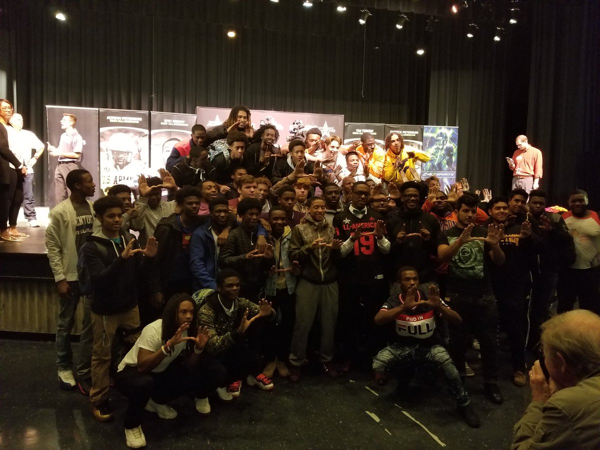 Congratulations to Jayden Payoute and his family on being selected to the Under Armour All American gm. Quality young man deserves it. Great rep of LCB #betheu