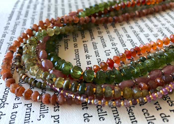 SpCoLibraryDist's tweet photo. #CreatorinResidence #Arts #Spokane #Libraries

Meet our newest creator-in-residence @sunnybarrington, a jewelry maker, who will  be making a series of mixed-media statement necklaces.

Happening at North Spokane Library through the month of November!

https://t.co/DP6a3I48jw https://t.co/y6ZiqAje5Y