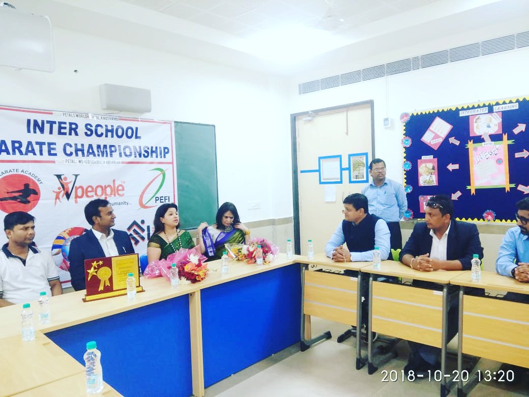 KumarMa73058484's tweet photo. #Petals world school,kaushambi #INTER SCHOOL KARATE championship organized by vpeople &amp; physical education  foundation of india 
thanks to all pws team members 
#ipkc 
@pwskaushambi @sapna_sukul @PetalsOfficial @SonaliPrakash9 @reema_karwal https://t.co/HZ3SgHcumv