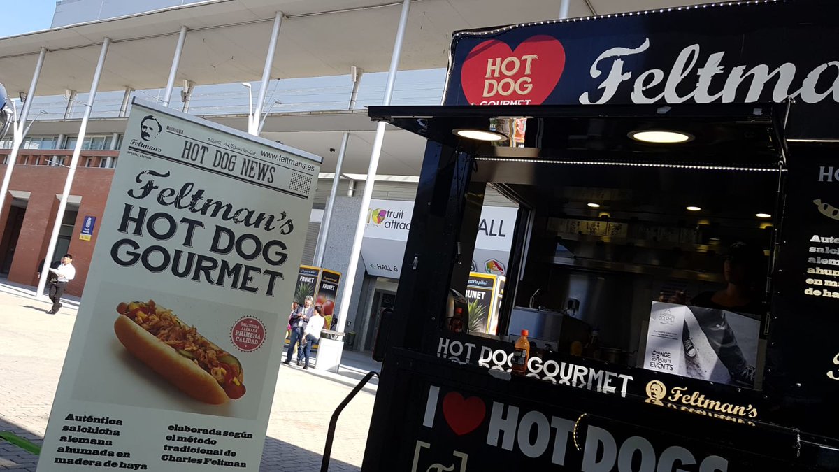 Feltmanshotdog's tweet photo. Desde hoy, hasta jueves 25 de octubre de 2018 estaremos en IFEMA @feriademadrid en la @FruitAttraction . (Feria Internacional del Sector 
de Frutas y Hortalizas) La cual celebra su 10º aniversario, no te lo pierdas.
#FruitAttraction1Oyears #Feltmans #HotDog https://t.co/Dv9UPUxr5Z