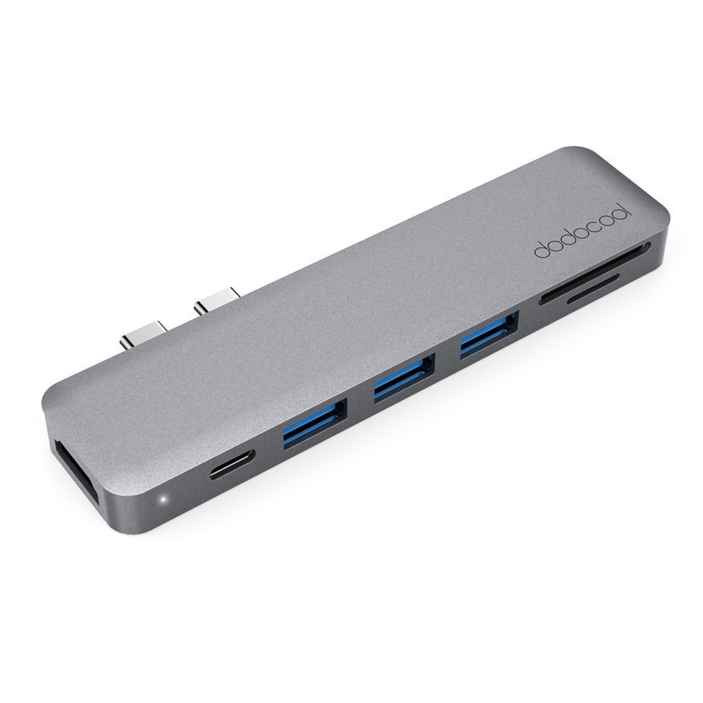 notebookitalia's tweet image. Se avete un Macbook, questo accessorio è indispensabile: hub USB-C 7-in-1 dodocool a 25.99 euro, con USB Type-C, 3 USB 3.1 Type-A, HDMI 2.0 e slot per microSD/TF. Su Amazon ovviamente notebookitalia.it/offerte-amazon… #dodocool #koogeek #meterk #thomsoo #amazon #offerte #sconti #coupon