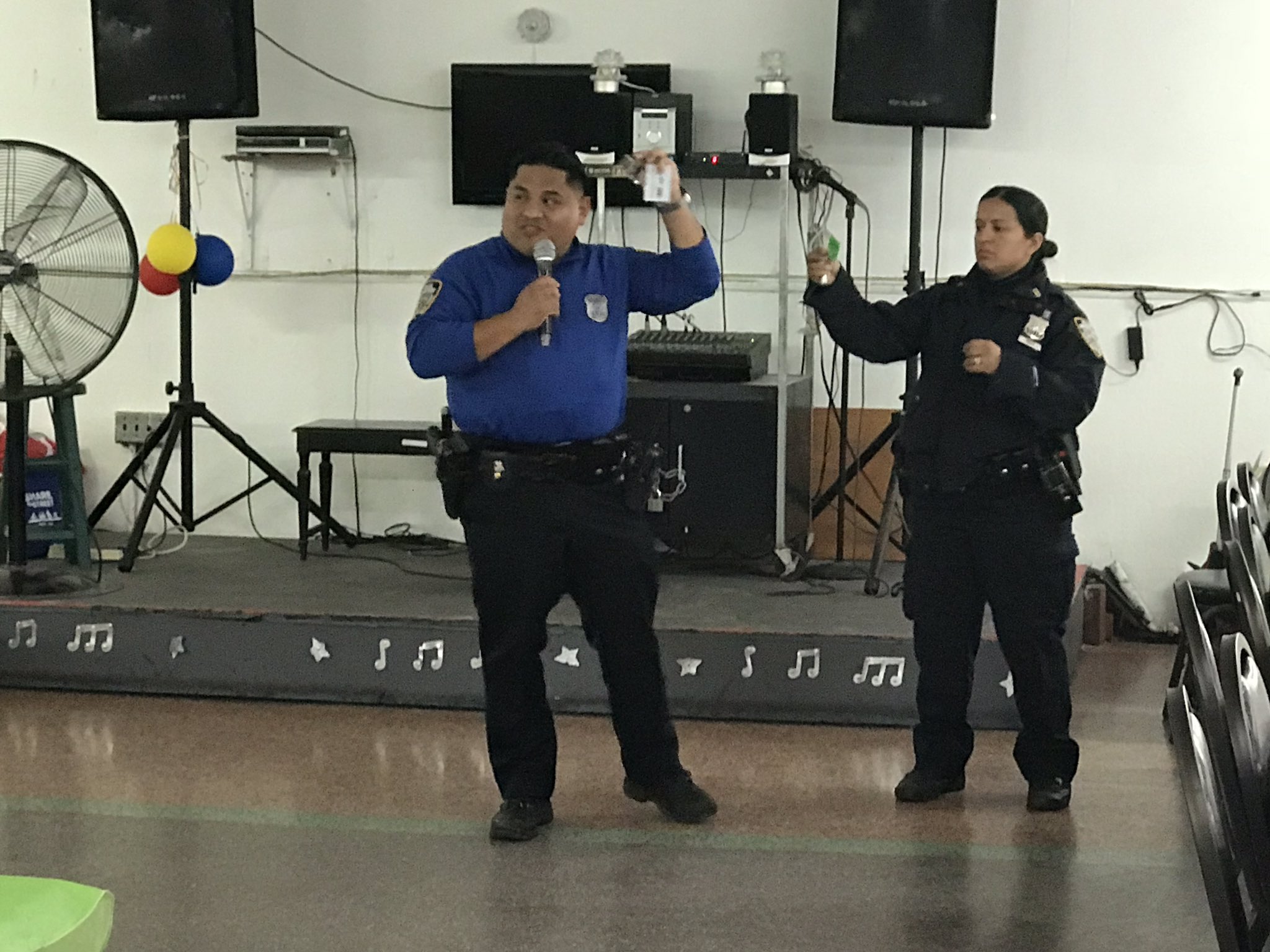 NYPD 110th Precinct on Twitter "This morning our Officers partnered