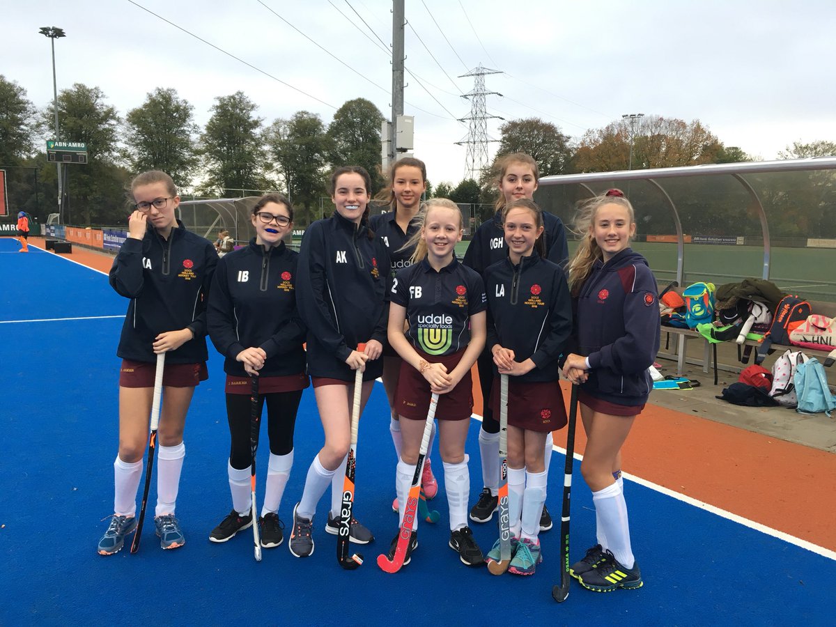 LGGSSport's tweet photo. Teams 1, 2 and 3 looked the part and certainly played the part tonight in their fixtures #smashinggames https://t.co/42x8wEvjew