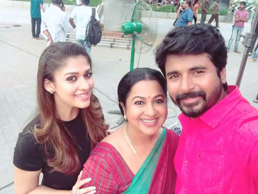 VallipriyaEEE's tweet photo. Amma @realradikaa in the sets of
#SK_13* Movie... 😍💓😘
#My_Happiness #My_Godmother...🐯👑💪
Amma Awaitng 2 C ds Combo on Screen🌟 #Lady_Lion #Dynamic_IronLady 😘😘 #My_Most_Luvbl_GodMother 😎😇 #Raadhima 💖
Waitng 2 C d #New_getup & #d_New_Avatar f our #Goddess_f_Multitasking https://t.co/JcpiZZHETV