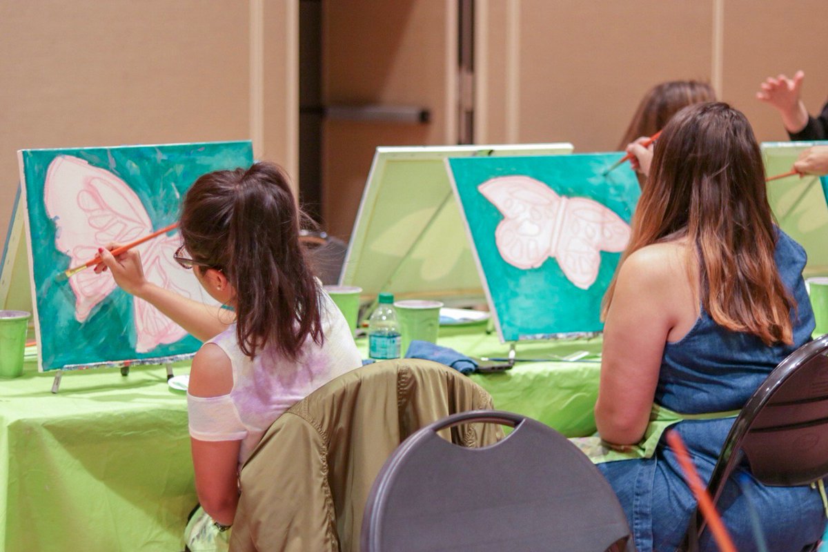 cerritoscollege's tweet photo. The Paint Nite Fundraiser last Friday wrapped up our successful #UndocumentedStudentActionWeek raising nearly $1,000 for scholarships while reconnecting with our artistic side! #CCCforDACA https://t.co/8OvWlCLFQD