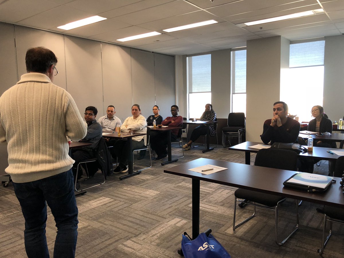 ASETMat's tweet image. Christina and Eric are keeping busy at the @BredinCentre in #YEG! They’re in the middle of chatting with foreign trained professionals from a variety of disciplines! #technology