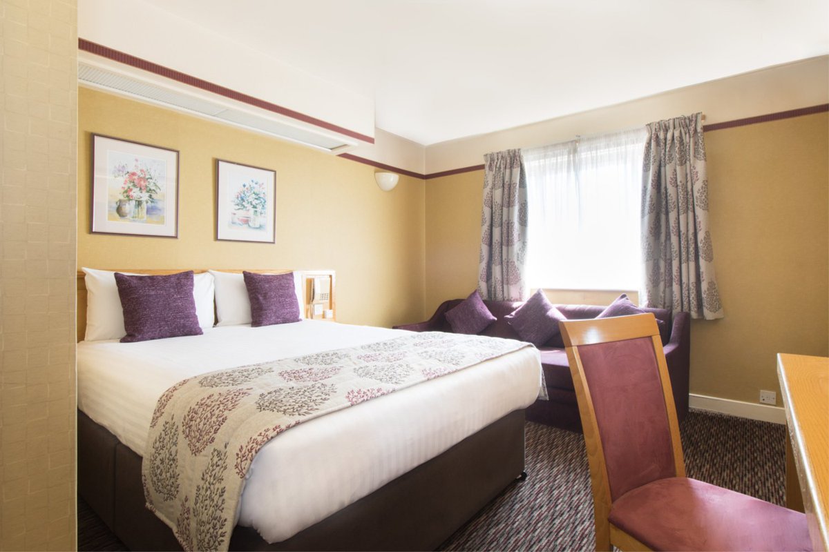 HallmarkHotels's tweet image. If you're visiting Derby and need to be near the train station and close to the city centre, Hallmark Inn Derby offers a great option! bit.ly/2DyDkDU