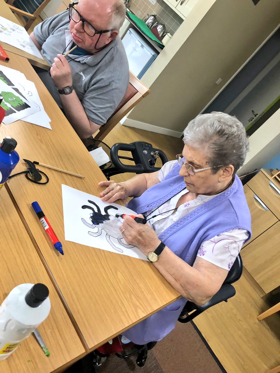 JessForHousing's tweet image. Amblecote Gardens are getting ready for Halloween making their own spooky decorations ready for their party next week! Great afternoon spending time with others and getting socially involved. #socialinclusion #EngagingEnvironments #connect @forviva_group @citywesthousing