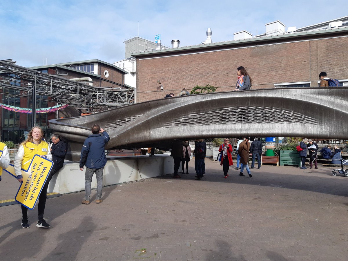Immek's tweet photo. Dutch Design Week was echt te gek, te veel moois om hier te laten zien. Volgend jaar weer? #tweagle https://t.co/ilZBNXgjOI
