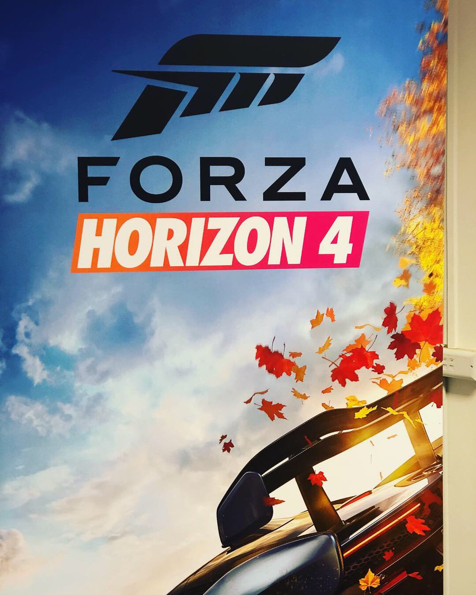 Todays set up 📹📹📹... Back filming @weareplaygroundgames for the live x-box stream of Forza Horizon 4 ... 👍🏻

#livestream #tvmakeup #xbox #mua #tv 📹 @ Leamington Spa, Warwickshire