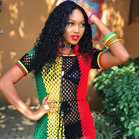diggy_baur's tweet photo. @SpiceDianaUg #mamaPuloosi 😁😁 am late but forgive Me!! #HappyBirthday to you @LubegaRoger #soundcoverbeats 🔝 more blessings, more wins https://t.co/sBxEZTu45x