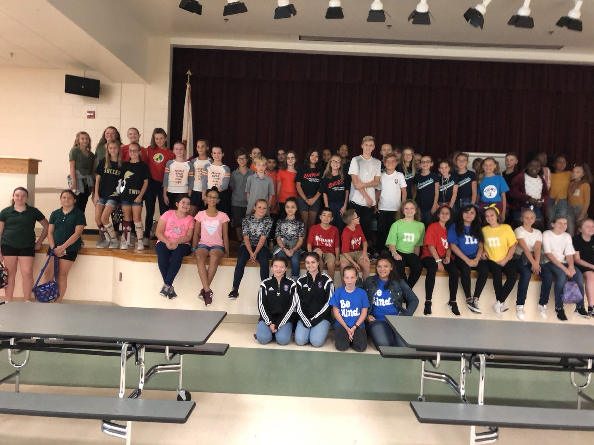Brenda Beery (@brenda_beery) on Twitter photo Red Ribbon Week highlights so far! <a href="/sjgotlib/">Stacy J Gotlib</a> <a href="/eagalan13/">Esmeralda Galan</a> <a href="/kjkelty/">Kamesha J. Kelty</a> <a href="/MicheleBrown92/">Michele Brown</a> Red Ribbon Week highlights so far! <a href="/sjgotlib/">Stacy J Gotlib</a> <a href="/eagalan13/">Esmeralda Galan</a> <a href="/kjkelty/">Kamesha J. Kelty</a> <a href="/MicheleBrown92/">Michele Brown</a>
