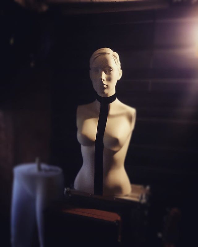 Mannequin #musician #acoustic #guitar #singer #mannequin #noose #instalife #livemusic #video #music #band #musicphotography #photo #gigphotography #rock #taylor #slowmotionsuicide #awesome #gibson #335 #gig #merch #art