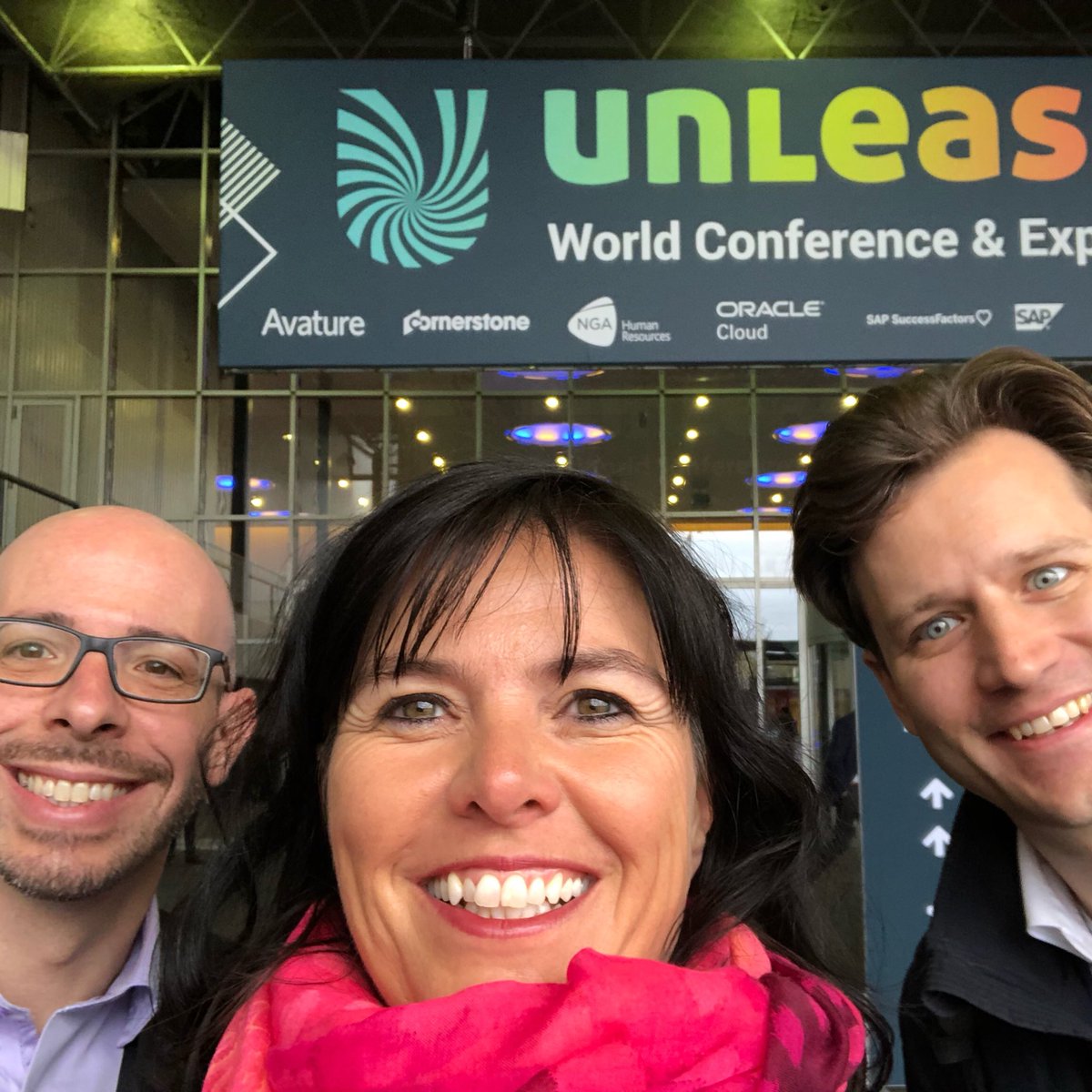 Proudly presenting our AXA Switzerland HR Innovations <a href="/UNLEASH/">unleash</a> Amsterdam 
#VICAS #HR4me #Leadershiptraining
@Nilshenker <a href="/Ambros_Scope/">Ambros Scope</a> <a href="/claderiu/">ClaudioDeriu</a> #proudtobeaxa #hrtransformation