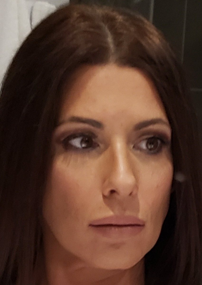 coco_278's tweet photo. @jimmyfallon I'm going to pay #sandrabullock to go everywhere with me, dressed just like me to throw people off #IfIWonTheLottery #waitwhoswho #thatsme https://t.co/mw6QvhAEi0