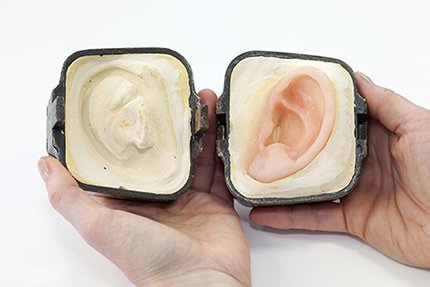 QSi97's tweet photo. Because #silicones are inherently non-irritant to skin, they’re a great material choice for prosthetic liners and special effects &amp; feature versatile physical properties. Check out the True Skin series: https://t.co/jXAimGlevU
#TechnologyTuesdays #siliconeelastomers https://t.co/Rk8oGKShKT