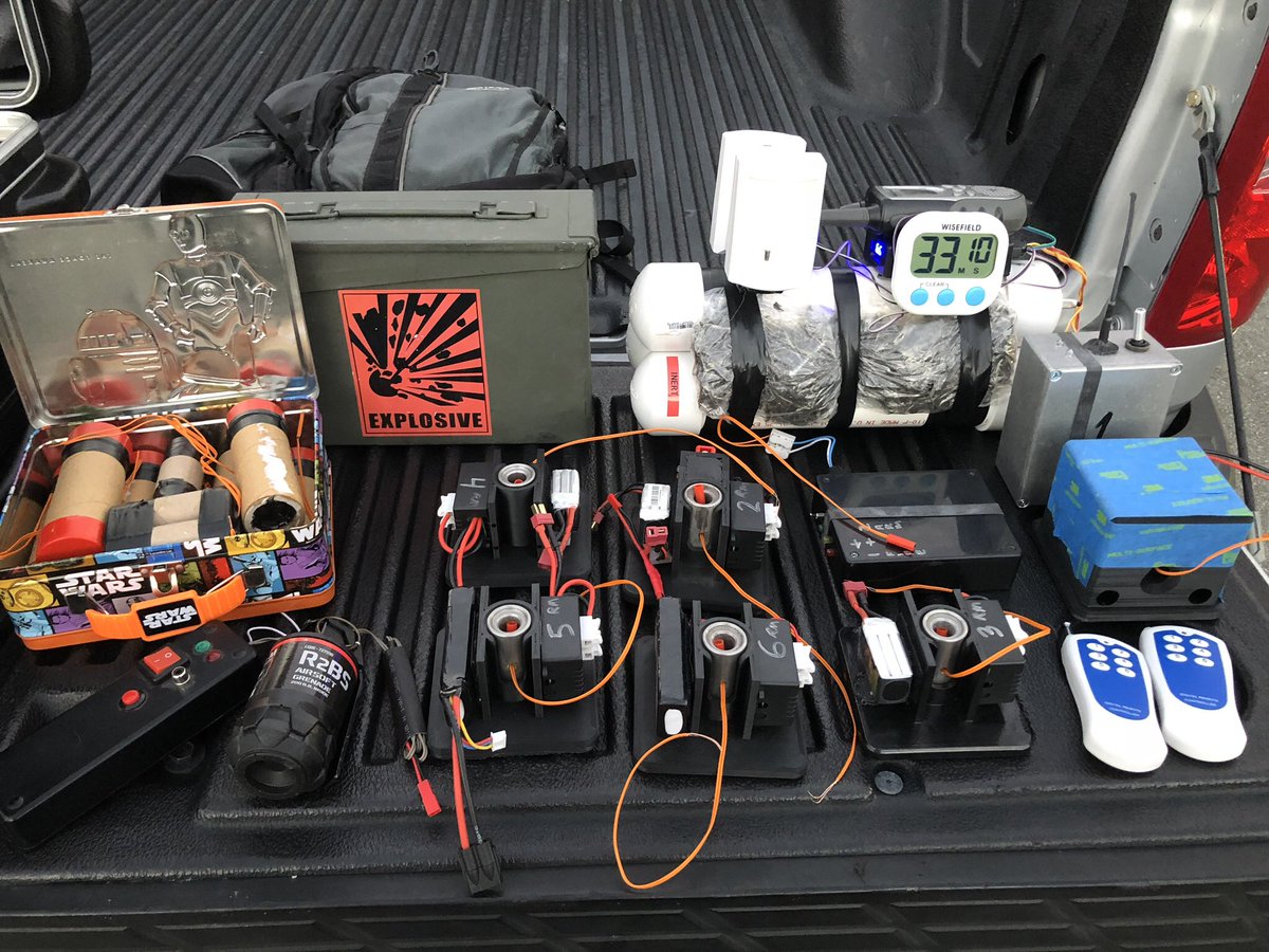 SoCalDetection's tweet image. SoCal Detection to be conducting an active shooter class with our Law Enforcement partners including K9 teams and EOD Teams. Here are some inert devices.
#socaldetection #K9 #bombdogs #narcdogs