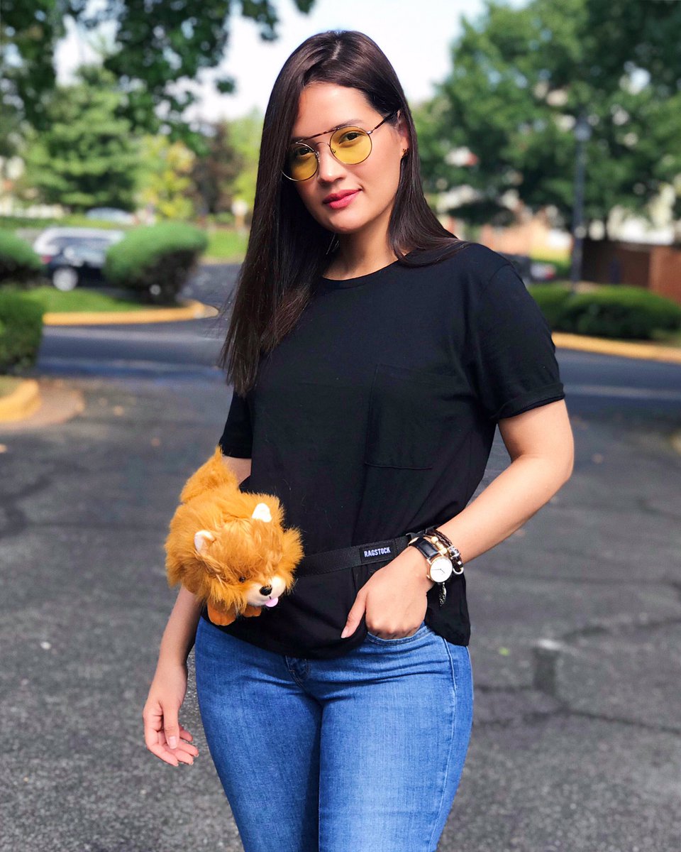 RaysaGarcia7's tweet photo. Wearing this adorable  Pupper Pack by @Ragstock 
#ad Not gonna lie I’m feeling like a kid again with this pack and I ain’t mad about it. 
Pupper Packs are soft, cute, and perfect for parties, events, or everyday wear. #pupperpack
https://t.co/fj2lfWSxvG https://t.co/NjqGpWO4Nh