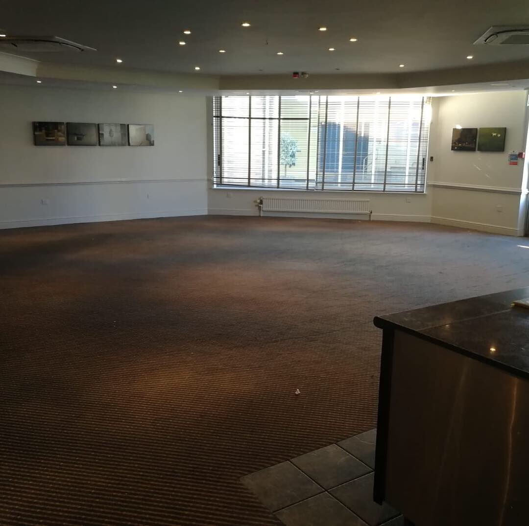 Exciting news everyone Holiday Inn is currently having a makeover!!! Open lobby has begun it’s all happening at the hotel, the restaurant is ready for its makeover!