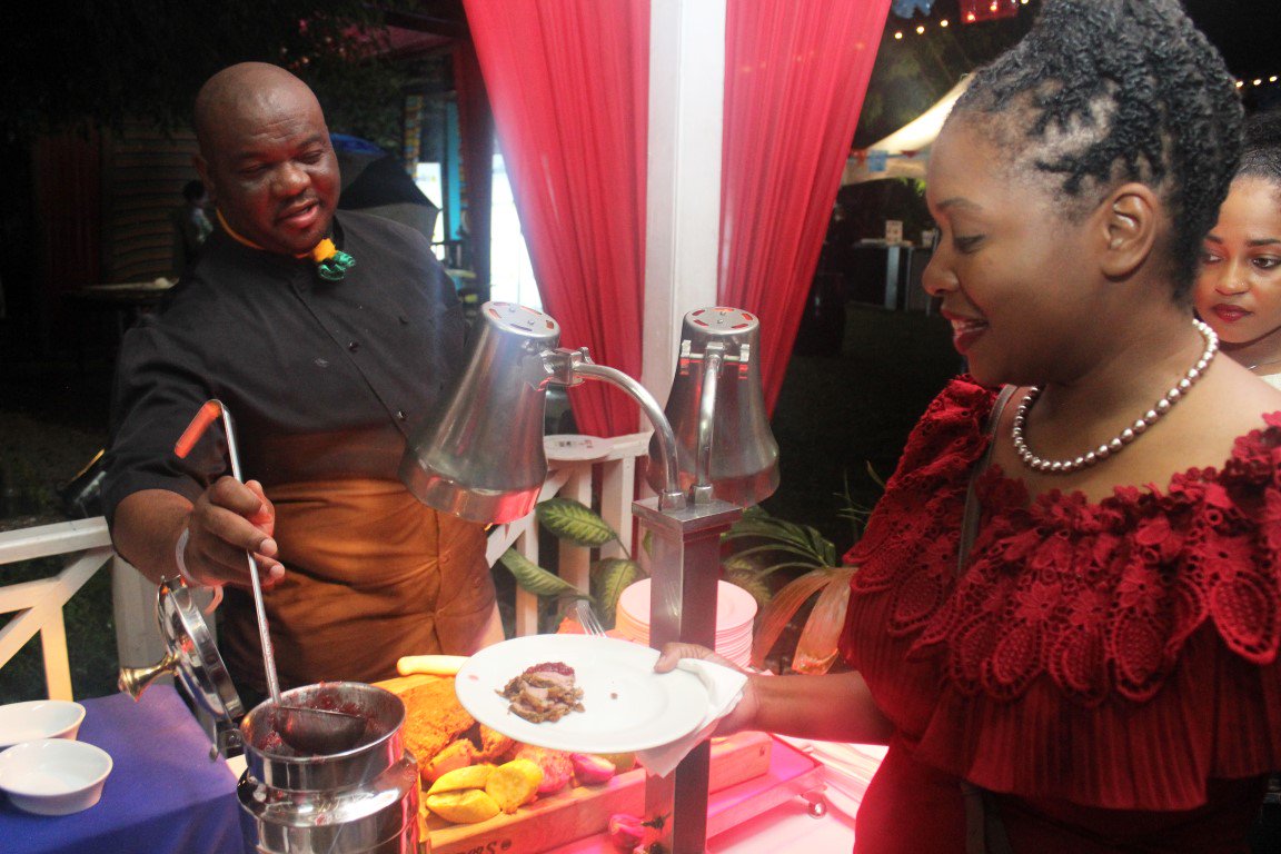 JamaicaPegasus's tweet photo. Last year, our Executive Chef Mark Cole wowed everyone with his Crispy Pig Ears and Plantain Crusted Beef Tenderloin for @JAFoodandDrink. Are you ready to be wowed on Friday at Picante?
.
.
#jamaicapegasus #chewsday #JFDF2018 https://t.co/q4T1bcllnm