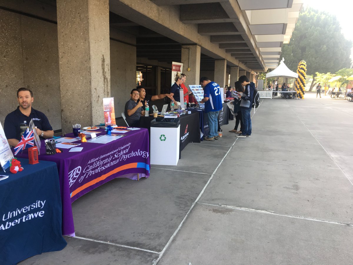 CalStateLAGrad's tweet photo. HAPPENING NOW!! Come by the JFK Library for the Graduate and Professional School Recruitment Fair 2018 and check out your options for graduate schools! 📖 📚🖋👩‍🎓👨‍🎓@calstatela #graduateschool #highereducation #PhD #MA #MS https://t.co/p1pceK6Kdi