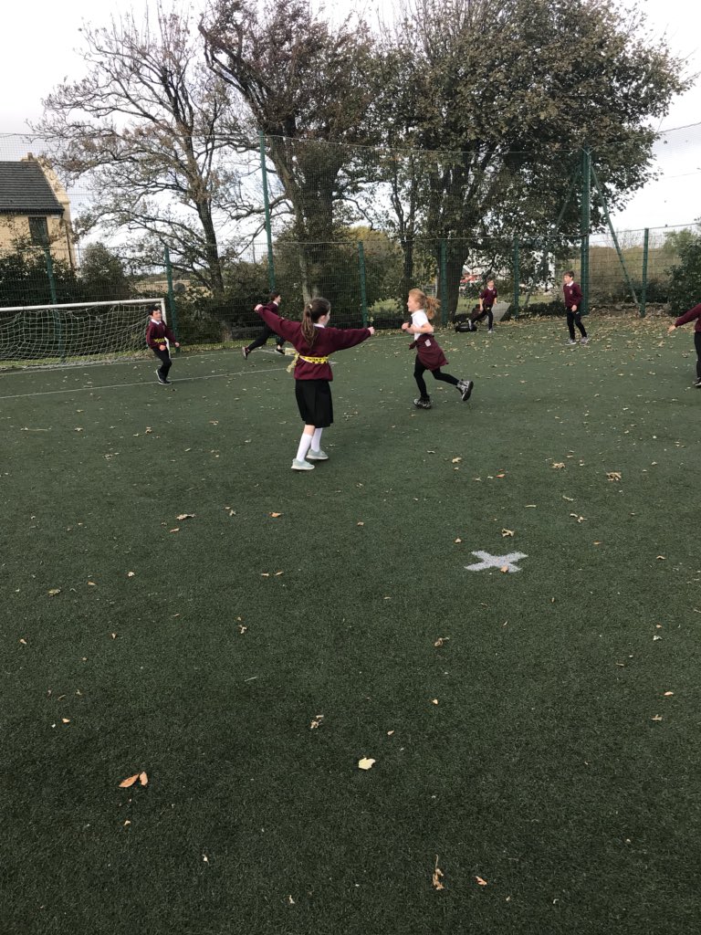 coen_ms's tweet image. 3rd Class having fun playing Halloween Games for PE ☠️🎃 #halloween #funexercise @kinvarans