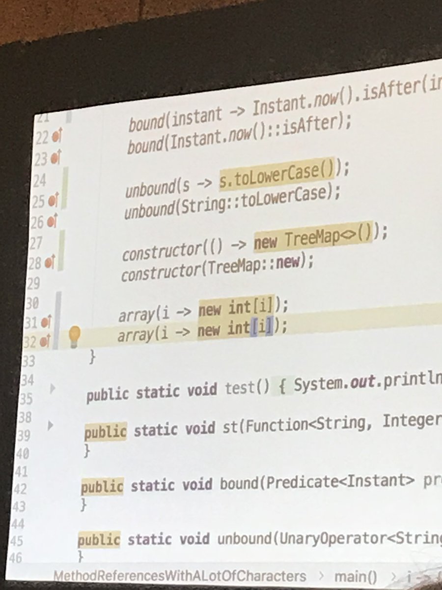 jdays2018's tweet photo. Effective Java väldigt bra genom gång av mönster . #codeone #oow18 https://t.co/trA0Latth6