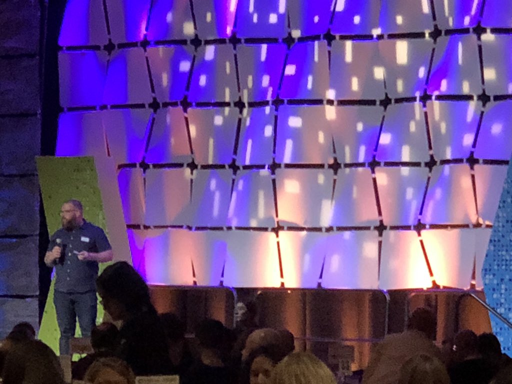 Sam Dean tweet media