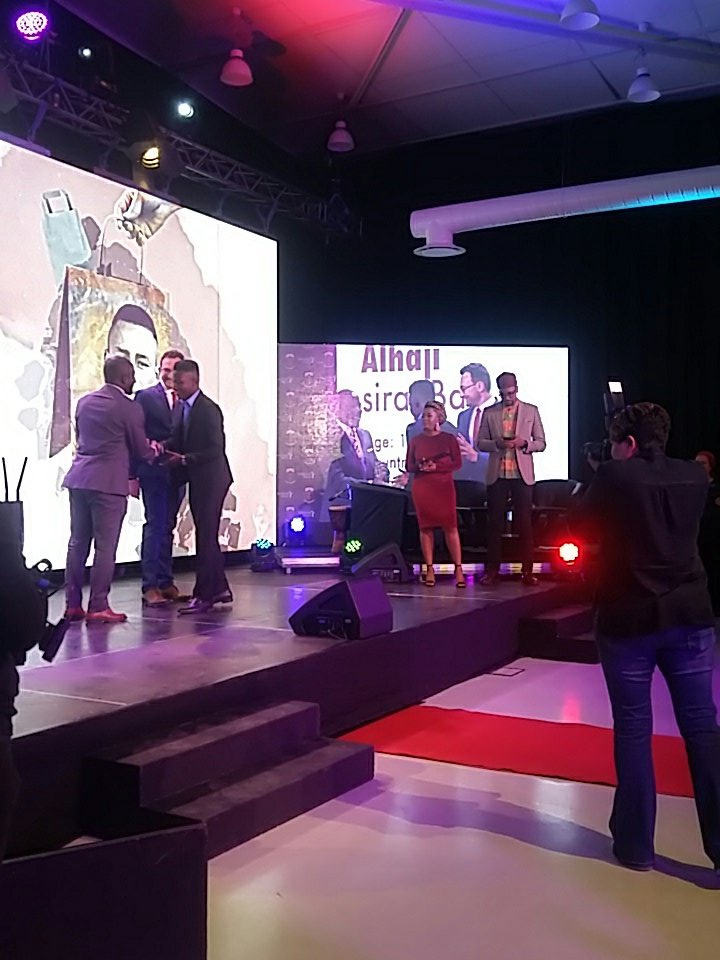 anzishaprize's tweet photo. Finalists receive their awards👏👏
#WatchAnzishaLive 
#AnzishaPrize2018 https://t.co/SkCvJy6isS