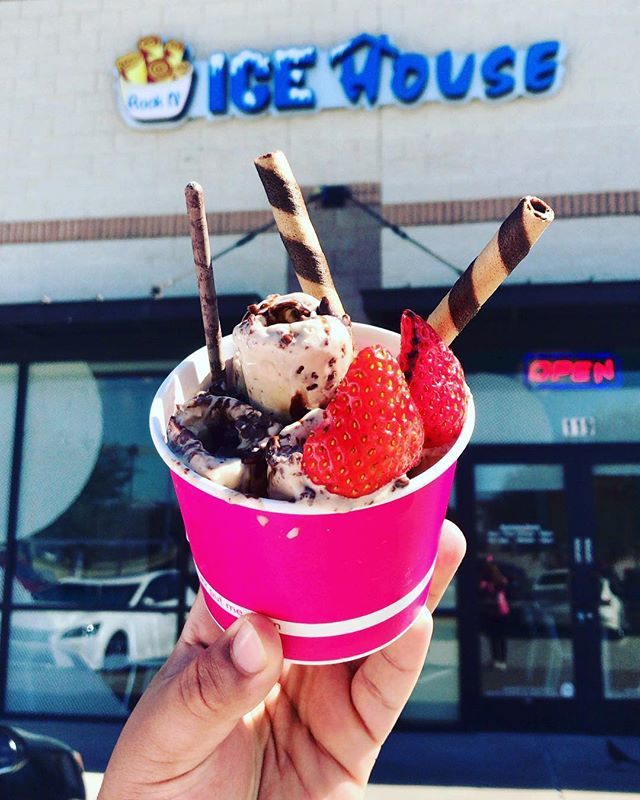 rocknicehouse's tweet photo. All you need is Love and lotβs of Ice Cream Rollsβ€οΈπβ€οΈ#iloveicecreamrolls #icecreamrolls #thaiicecream #dallasicecream #dallaselitefc @unoriginalbrandon @felipe_dezzouza @buyandsellwithkell @stefanny_obre @bruno_guarda8 @ajdefc23 @javantoledo @pedrodβ¦ https://t.co/mBRKRur2Zh https://t.co/X4P67Kujgv