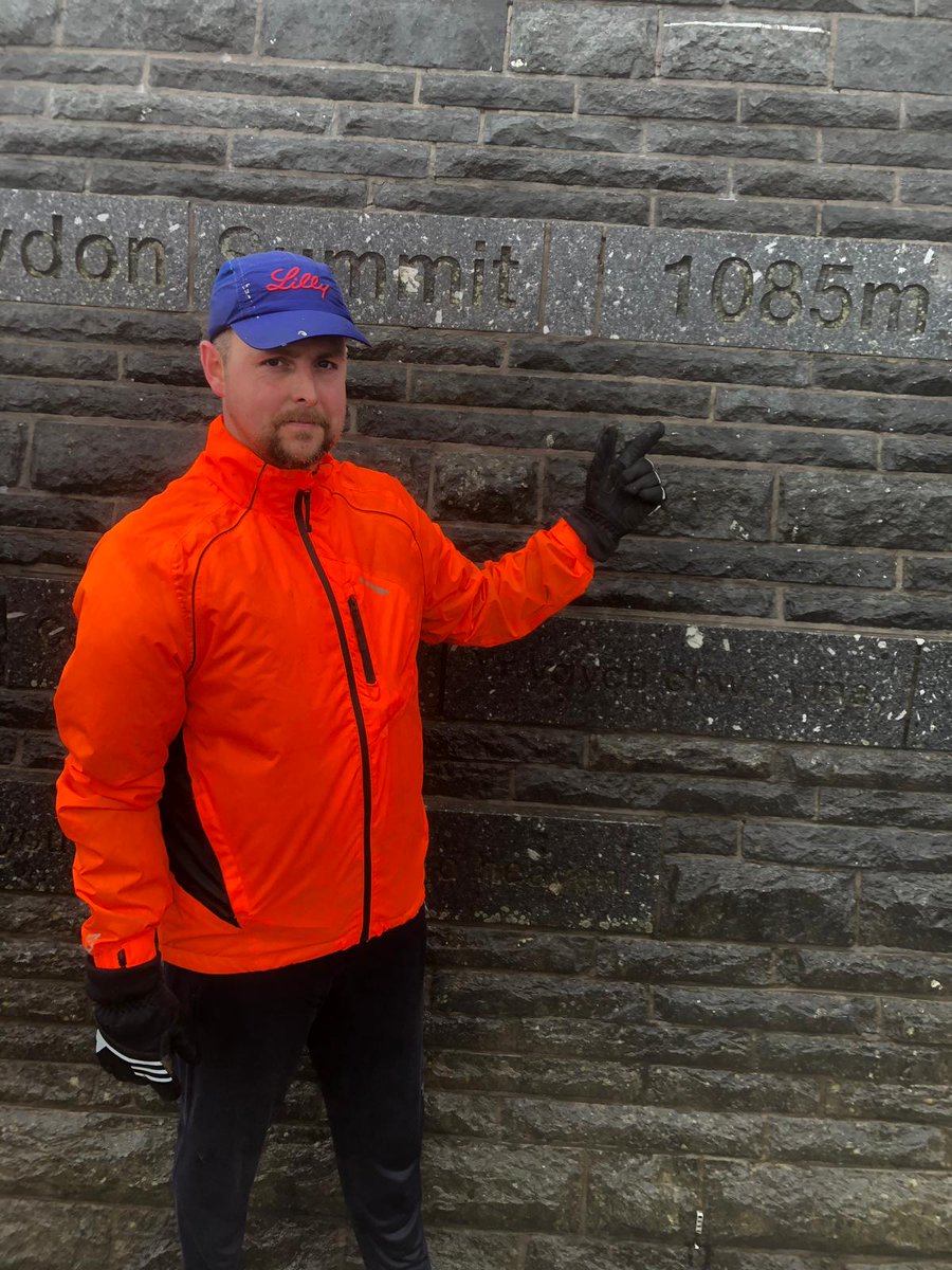 wheresparko's tweet photo. Awful conditions on Sunday but we made it. #snowdone https://t.co/w2ZcYdXxuo