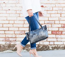 BeaudinDesigns's tweet photo. Where are you going? Take a Beaudin bag along with you to bring a better life to those affected by sex trafficking. #productswithpurpose #beaudingirls #leathermaker https://t.co/CLZiBtJK8Y